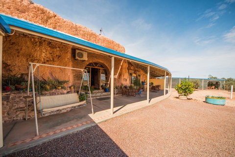 The Underground Motel - Suburb Australia 23