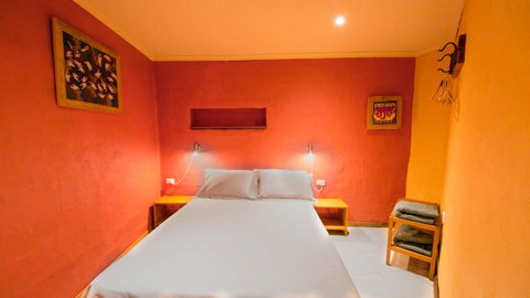 The Underground Motel - Suburb Australia 12