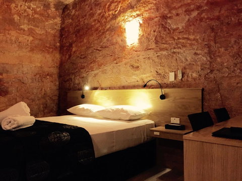 The Lookout Cave Underground Motel - Suburb Australia 0