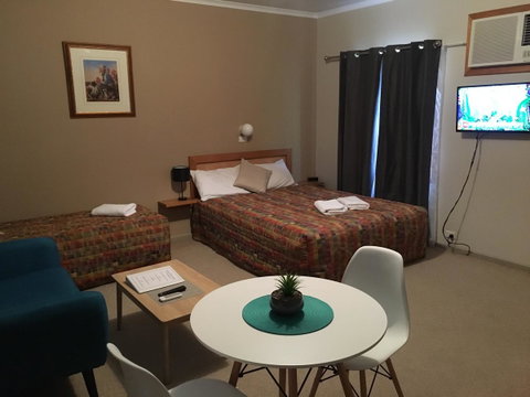 Second Valley Motel - Suburb Australia 5