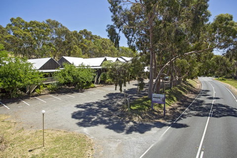 Second Valley Motel - Suburb Australia 2