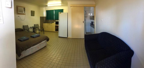 A1Cabins - Suburb Australia 3