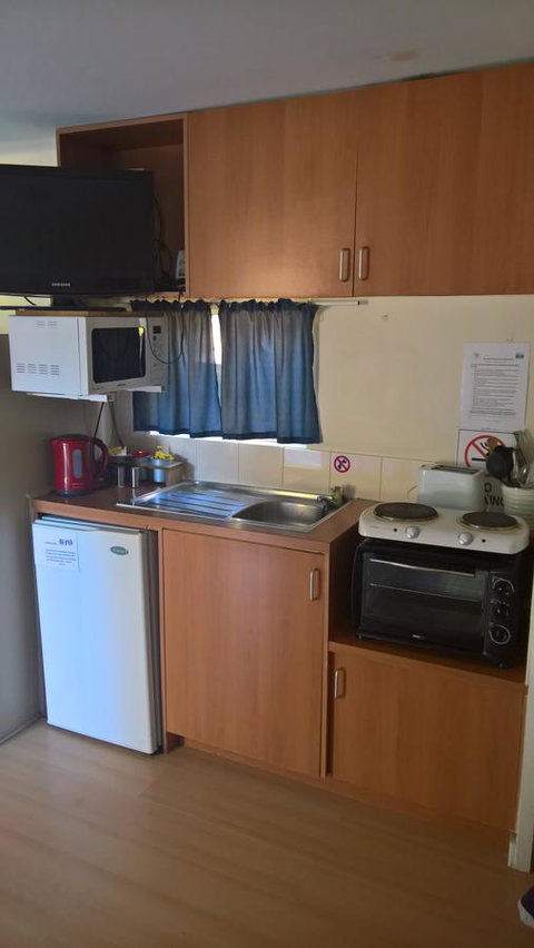 Second Valley Caravan Park - Suburb Australia 24