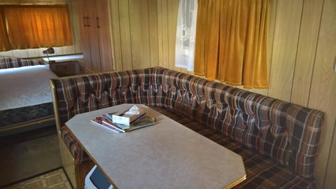 Second Valley Caravan Park - Suburb Australia 10