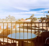 Desert Cave Hotel - Suburb Australia