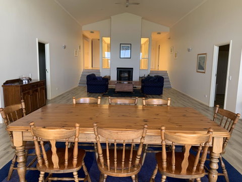 Emu Bay Lodge - Suburb Australia 3
