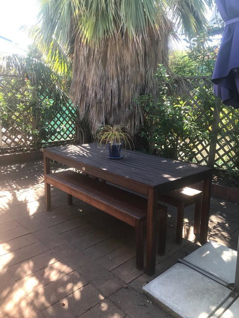 Island Break - Suburb Australia 8