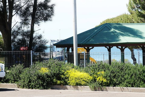Pier Number 10 - Suburb Australia 15
