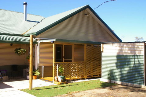 The Hakeas - Suburb Australia 0