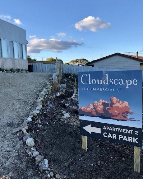 Cloudscape Apartment No 2 - Suburb Australia 9