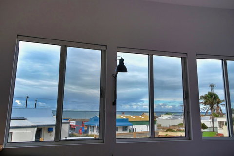 Cloudscape Apartment No 2 - Suburb Australia 3