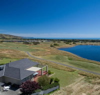 Golfers Paradise 18th Tee - 52 Huntingdale Drive - Suburb Australia