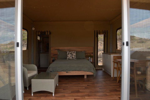 Flinders Bush Retreats - Suburb Australia 6