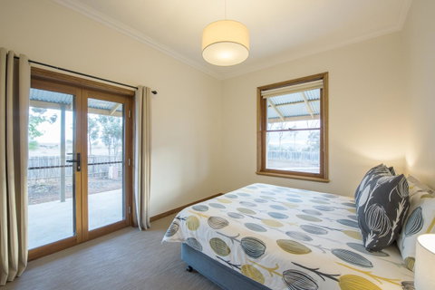 Flinders Bush Retreats - Suburb Australia 0