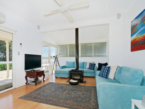 Boat House - Suburb Australia 2