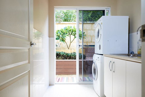 Sorrento Beach Manor - Suburb Australia 18