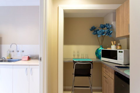 Sorrento Beach Manor - Suburb Australia 24