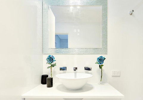 Sorrento Beach Manor - Suburb Australia 4