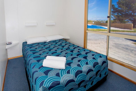 Discovery Parks â€“ Devonport - Suburb Australia 7