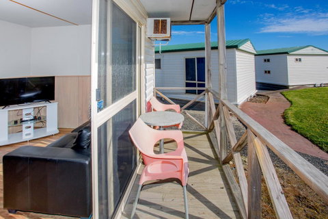 Discovery Parks â€“ Devonport - Suburb Australia 13