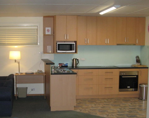 Barclay Motor Inn - Suburb Australia 28
