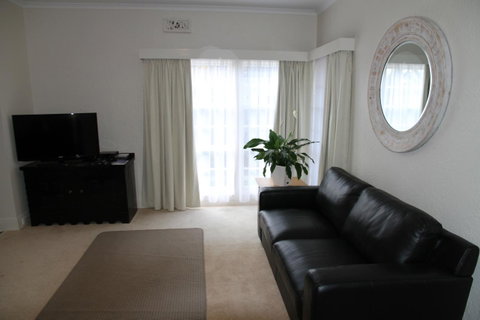 Barclay Motor Inn - Suburb Australia 34
