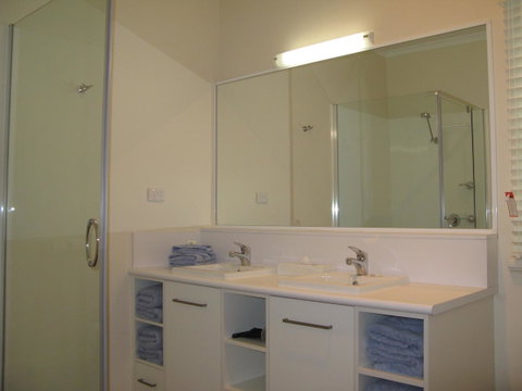 Barclay Motor Inn - Suburb Australia 36