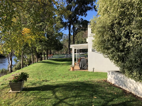 Forth River Cottage - Suburb Australia 10