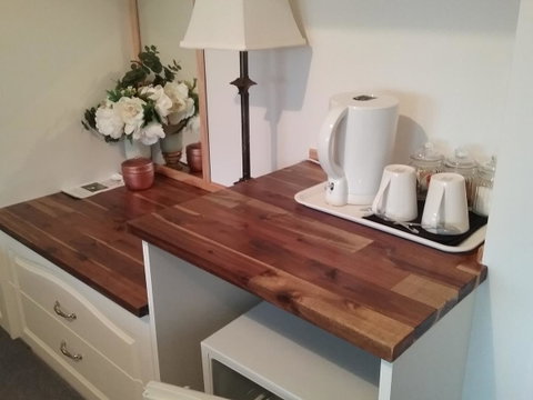 Robin's Nest B&B - Suburb Australia 6