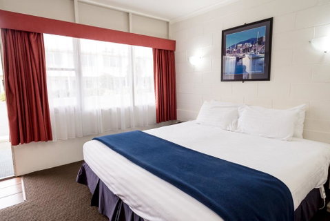 Edgewater Hotel - Suburb Australia 17