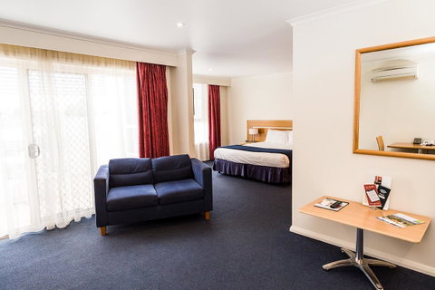 Edgewater Hotel - Suburb Australia 26