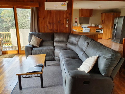 Cradle Alpine Retreat - Suburb Australia 6