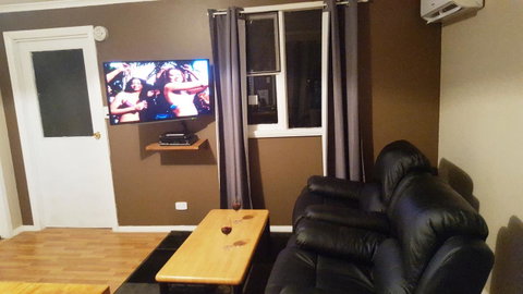 Cradle Alpine Retreat - Suburb Australia 42