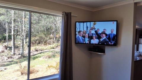 Cradle Alpine Retreat - Suburb Australia 36