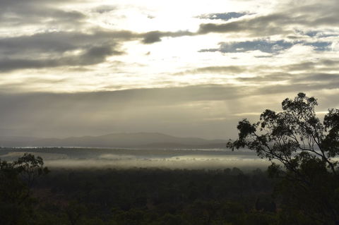 Ironbark House - Suburb Australia 5