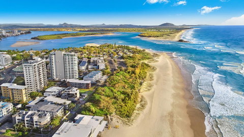 Majorca Isle Beachside Resort - Suburb Australia 21