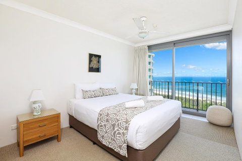 Majorca Isle Beachside Resort - Suburb Australia 4