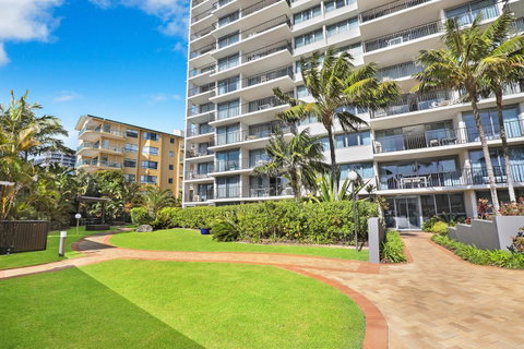 Majorca Isle Beachside Resort - Suburb Australia 17