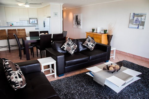 Elouera Tower - Suburb Australia 9