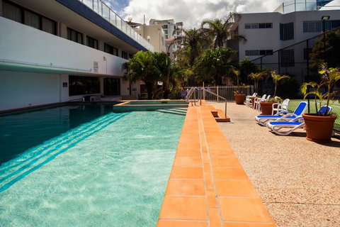Elouera Tower - Suburb Australia 16