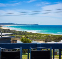 17 Dulling Street - Beach House - Suburb Australia