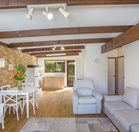 2/81 Clyde St - Villa De Golf at Mollymook - Suburb Australia