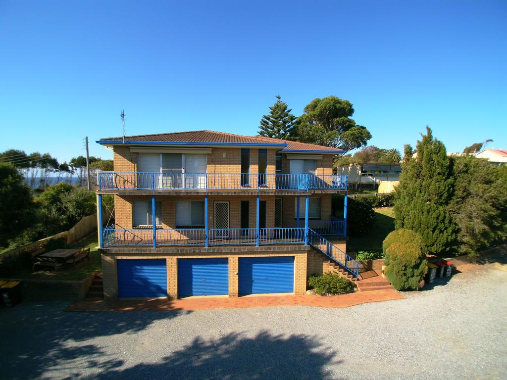 Accommodation Kianga NSW Suburb Australia