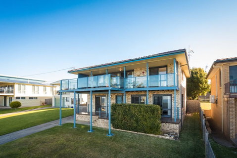 45 Hillside Cres Beach House - Suburb Australia 0
