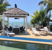 Absolute Beach Frontage Family Friendly Home away from home - Suburb Australia