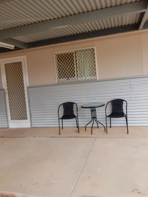 AGVA OPAL - Suburb Australia 1