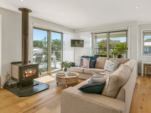 All Decked Out - Suburb Australia 1