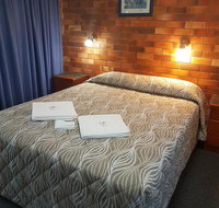 Avocado Motor Inn - Suburb Australia