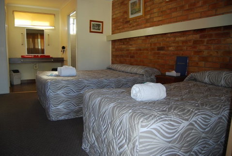 Avocado Motor Inn - Suburb Australia 1