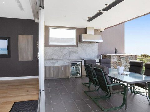 Bayview - Suburb Australia 1